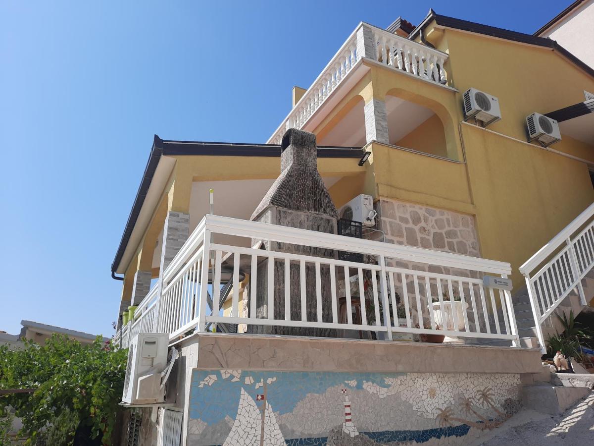 Apartment Saric K&m Baska Voda